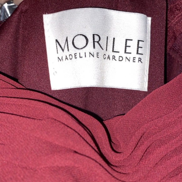 Morilee bridesmaid dress size 14 has pockets professionally dry cleaned - Picture 3 of 7